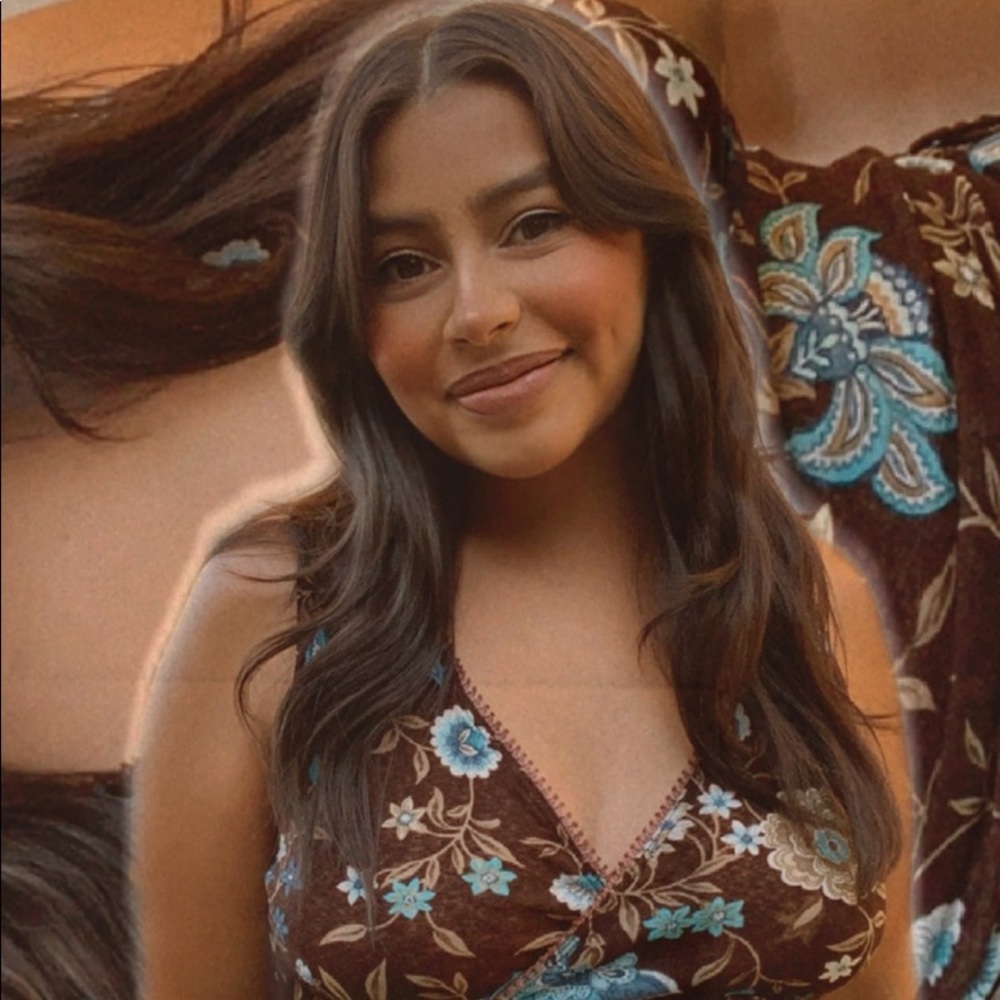 Meet your Posher, Bella